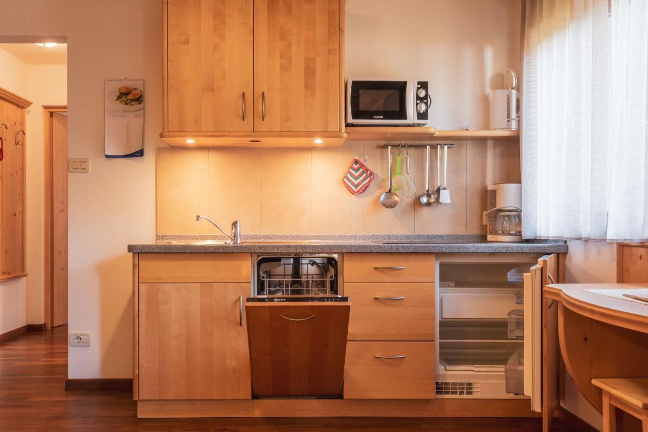 كاستيلِروتّو Garni Residence Trocker المظهر الخارجي الصورة