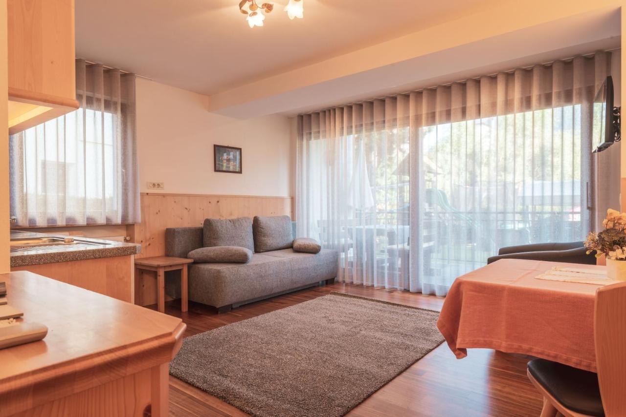 كاستيلِروتّو Garni Residence Trocker المظهر الخارجي الصورة